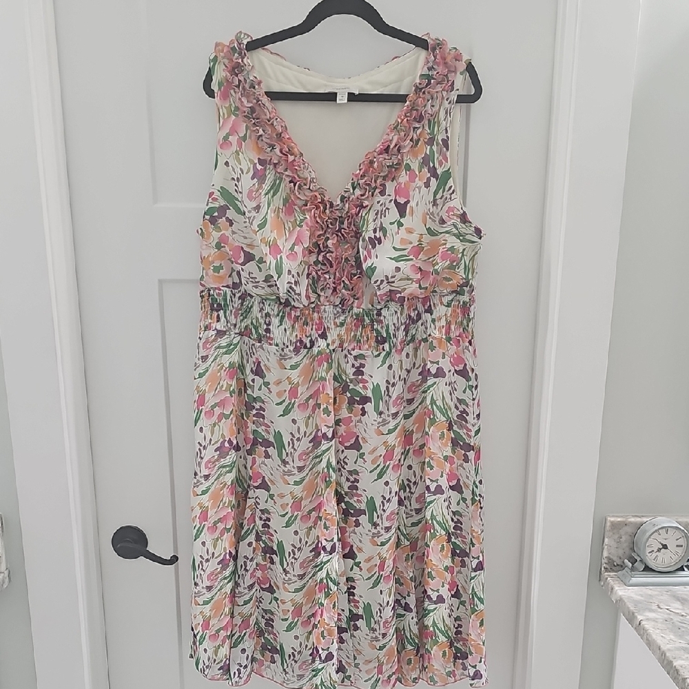Dress Barn Floral Sleeveless Dress With Ruffles Size 20